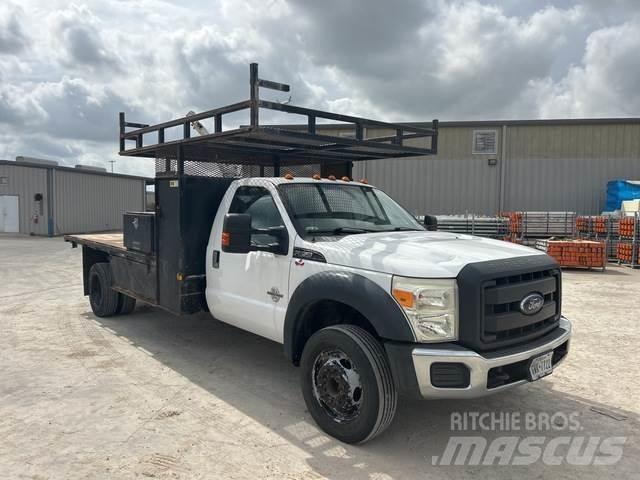 Ford F-550 Flatbed / Dropside trucks