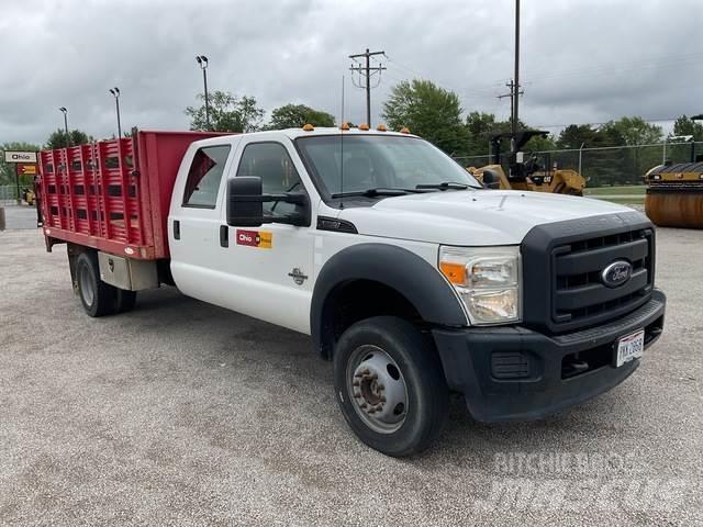 Ford F-550 Flatbed / Dropside trucks