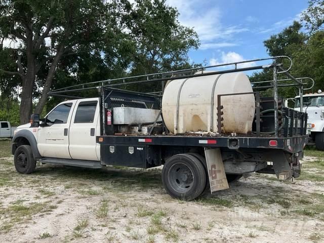 Ford F-550 Flatbed / Dropside trucks