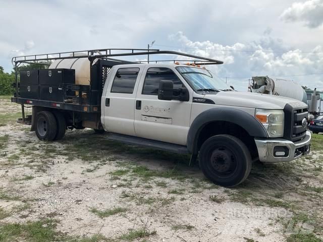 Ford F-550 Flatbed / Dropside trucks