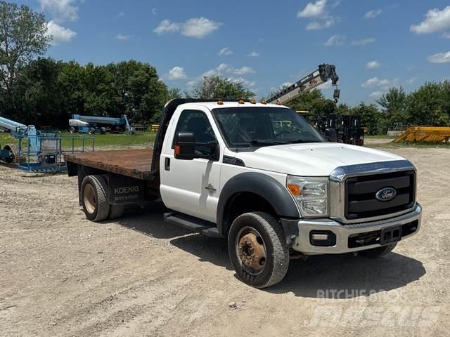 Ford F-550 Flatbed / Dropside trucks