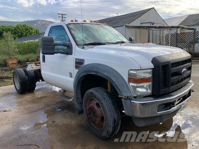 Ford F-550 Cabins and interior
