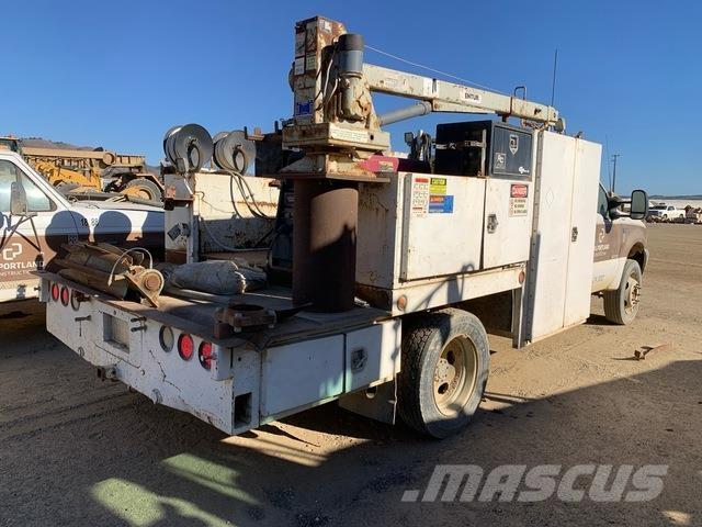 Ford F-550 Municipal / general purpose vehicles