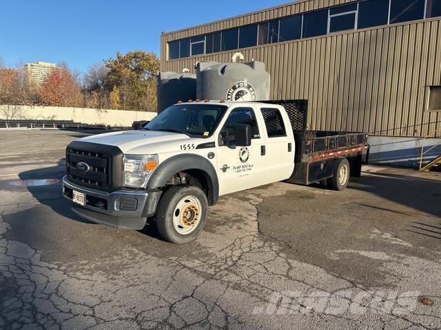 Ford F-550 Flatbed / Dropside trucks