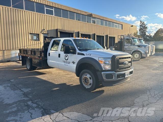 Ford F-550 Flatbed / Dropside trucks