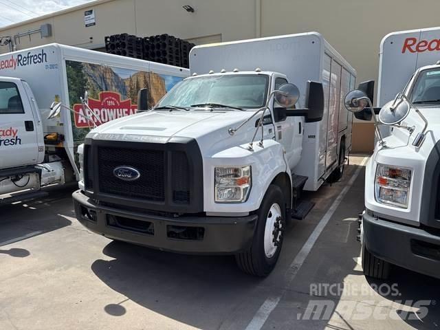 Ford F-650 Beverage delivery trucks
