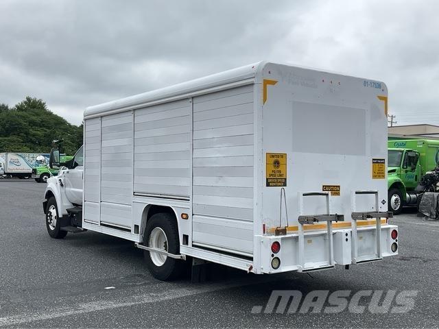 Ford F-650 Beverage delivery trucks