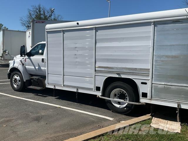 Ford F-650 Beverage delivery trucks