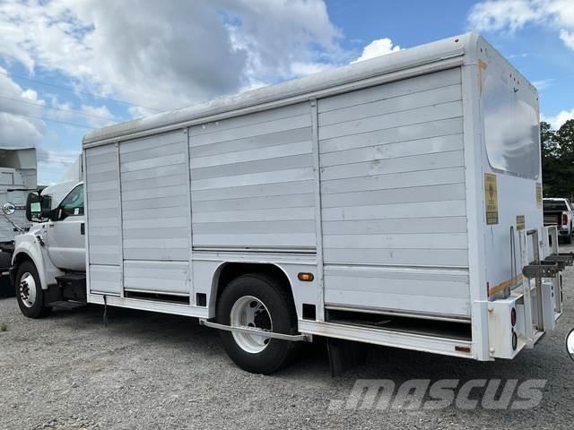 Ford F-650 Beverage delivery trucks