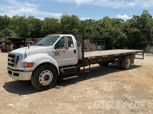 Ford F-650 Flatbed / Dropside trucks