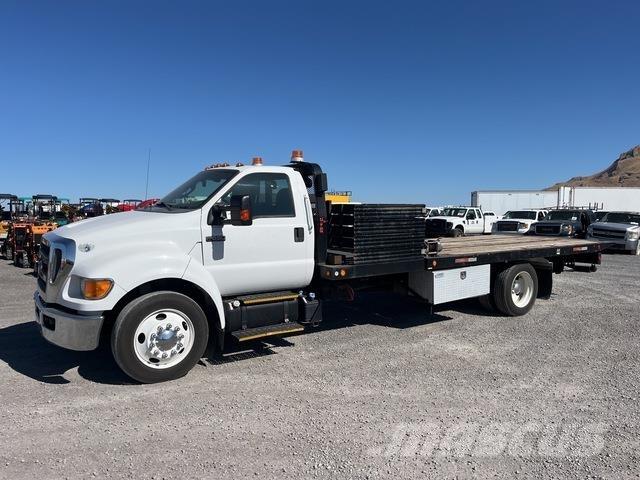 Ford F-650 Recovery vehicles