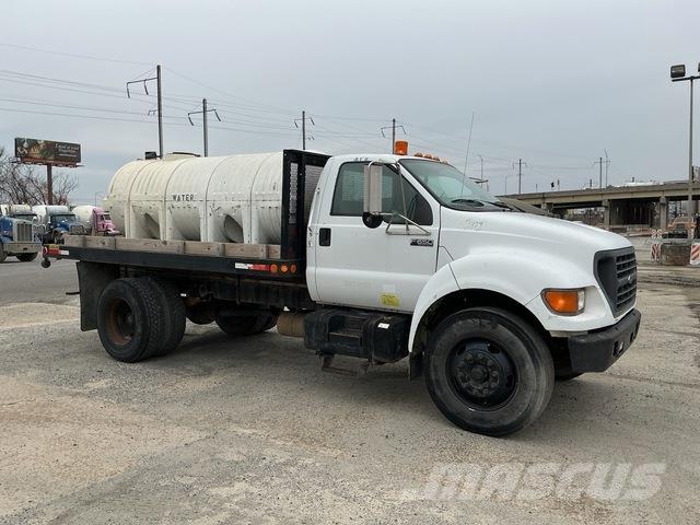 Ford F-650 Flatbed / Dropside trucks