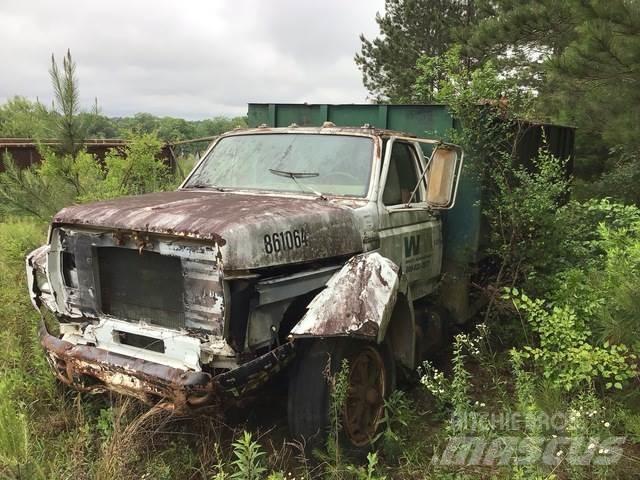Ford F-700 Tipper trucks