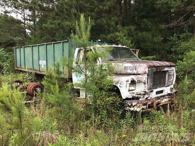 Ford F-700 Tipper trucks