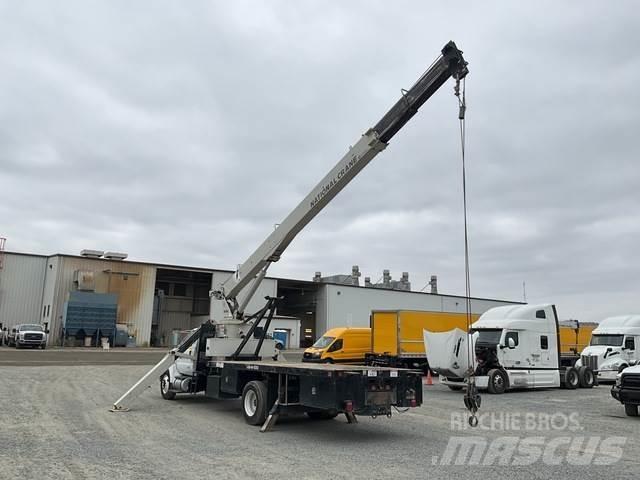 Ford F-750 Flatbed / Dropside trucks