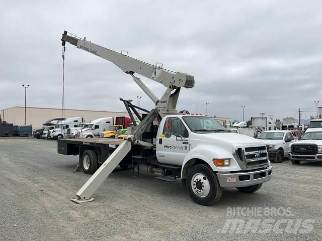 Ford F-750 Flatbed / Dropside trucks