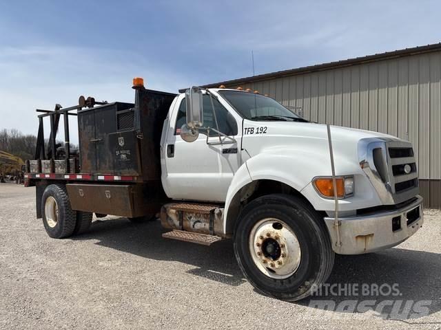 Ford F-750 Construction - Others
