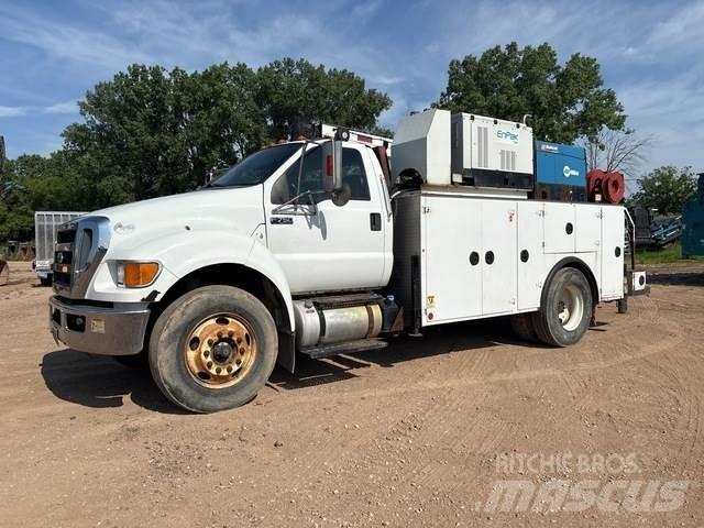 Ford F-750 Municipal / general purpose vehicles