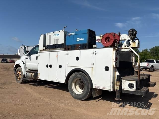 Ford F-750 Municipal / general purpose vehicles