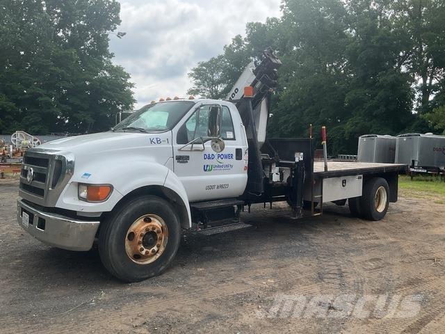 Ford F-750 Flatbed / Dropside trucks
