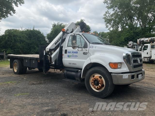 Ford F-750 Flatbed / Dropside trucks