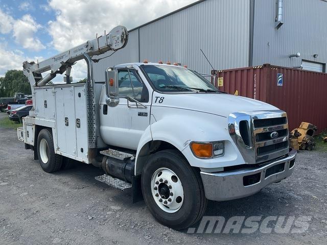 Ford F-750 Pick up/Dropside