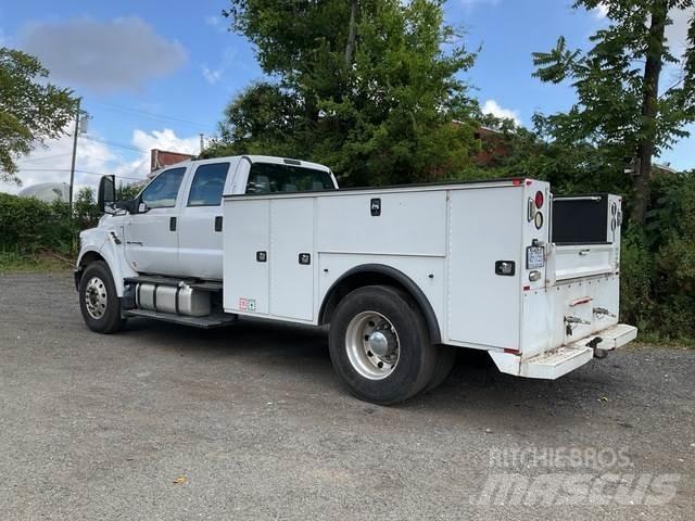 Ford F-750 Pick up/Dropside