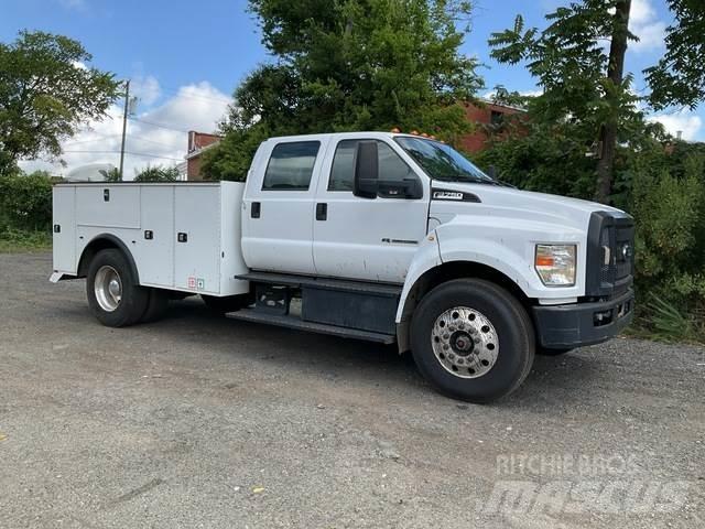 Ford F-750 Pick up/Dropside