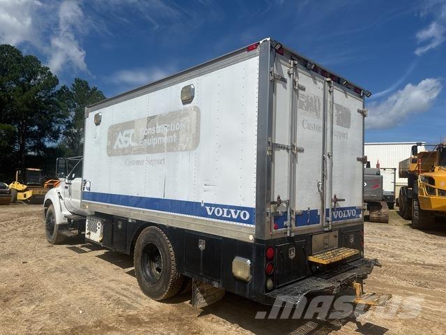 Ford F-750 Construction - Others