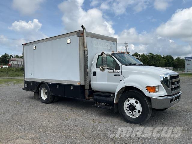 Ford F-750 Construction - Others