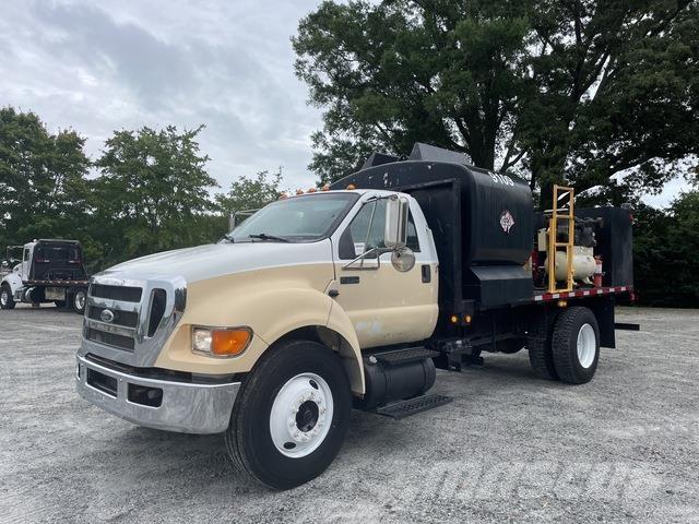 Ford F-750 Tanker trucks