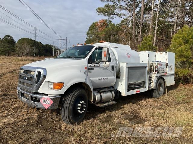 Ford F-750 Tanker trucks