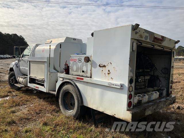 Ford F-750 Tanker trucks