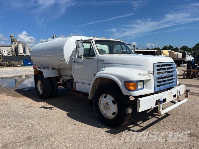 Ford F-800 Water tankers