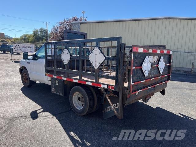 Ford F350 Flatbed / Dropside trucks