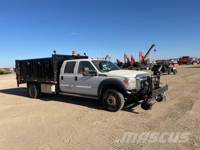 Ford F550 Flatbed / Dropside trucks