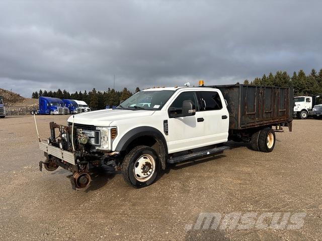 Ford F550 Flatbed / Dropside trucks