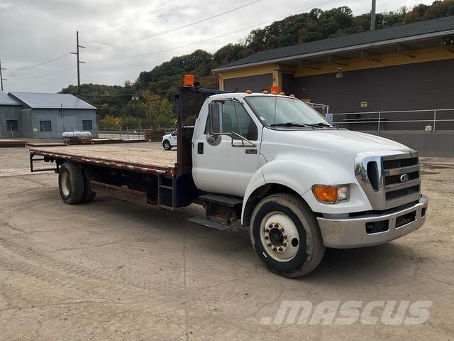 Ford F650 Flatbed / Dropside trucks