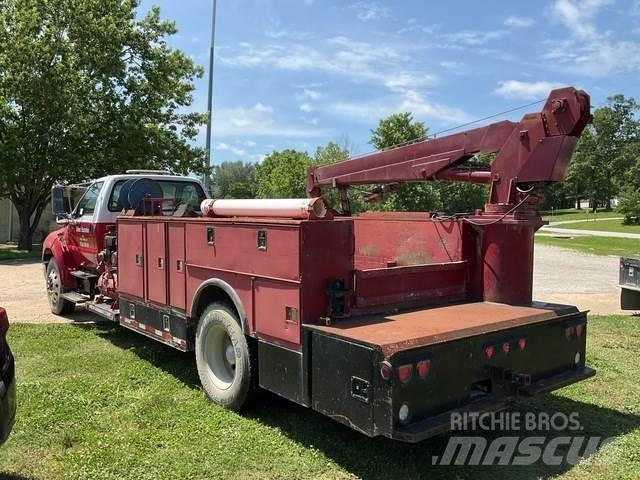 Ford F750 Municipal / general purpose vehicles