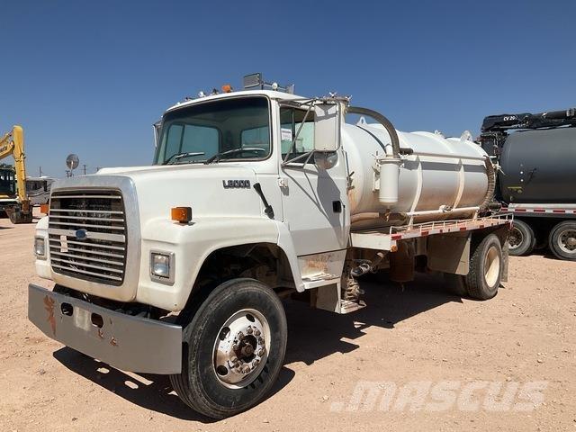 Ford LN8000F Combi / vacuum trucks