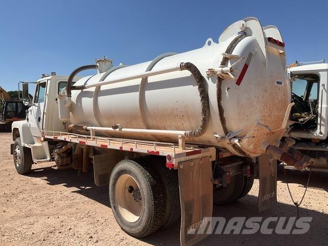 Ford LN8000F Combi / vacuum trucks