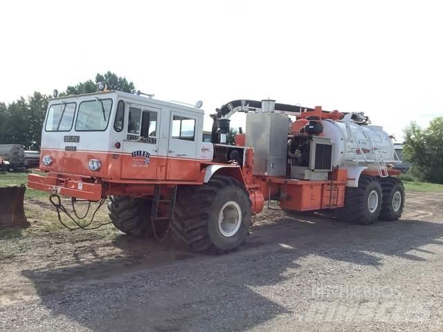  Foremost Delta Combi / vacuum trucks