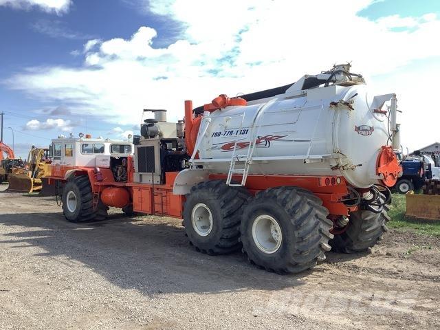  Foremost Delta Combi / vacuum trucks