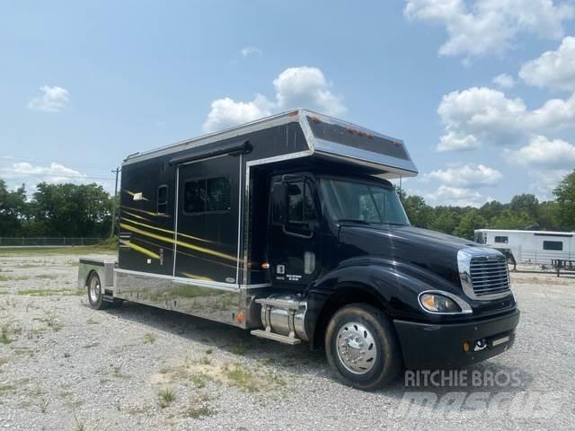 Freightliner  Construction - Others
