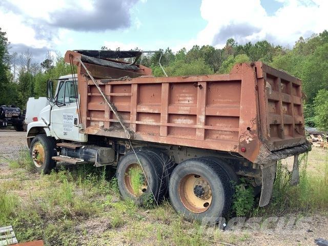 Freightliner  Tipper trucks