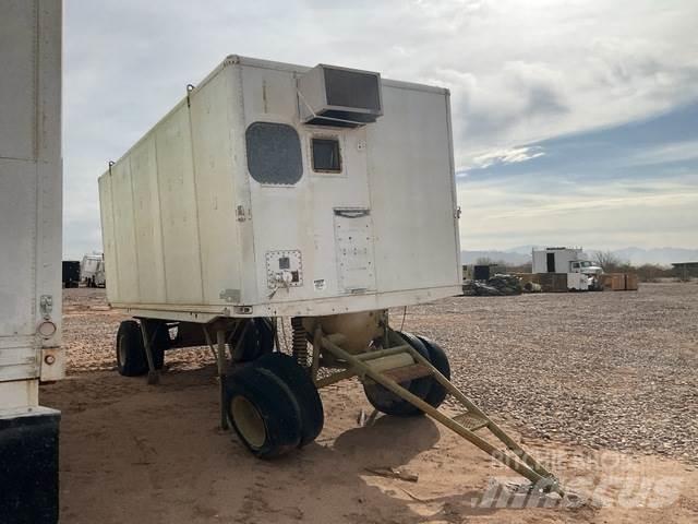 Fruehauf M244 Box body trailers