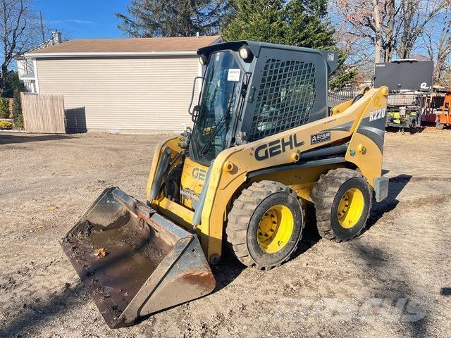 Gehl R220 Skid steer loaders