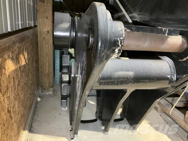 Genesis GMP70D Crushers