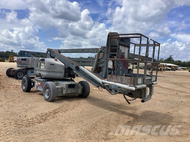 Genie  Articulated boom lifts
