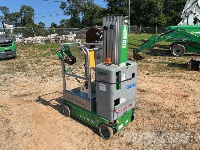 Genie GR-20 Vertical mast lifts